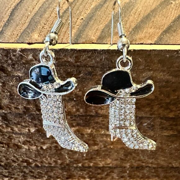 Boho Hippie Western Cowgirl Boot Sparkling Silver Drop Wire Earrings, Gift Box - Picture 5 of 6